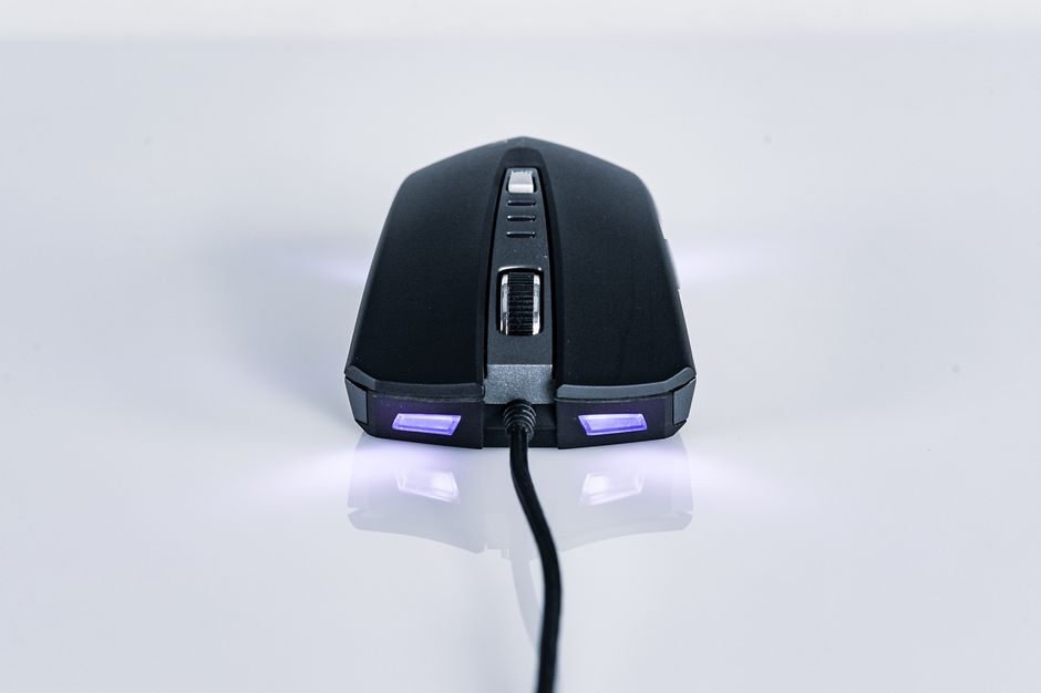 Corsair Dark Core RGB Pro