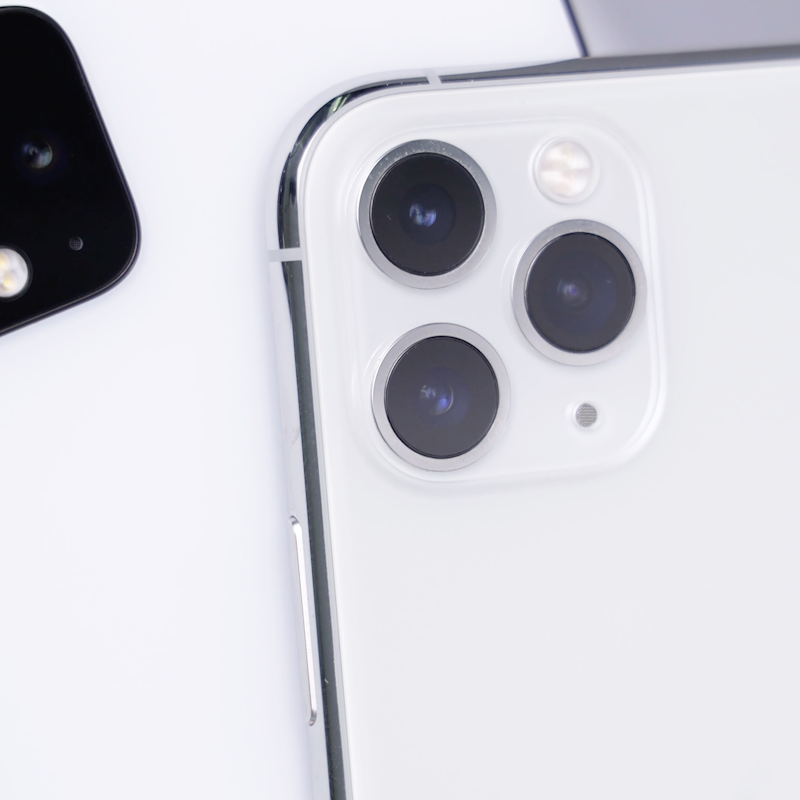 iPhone 15 - 2